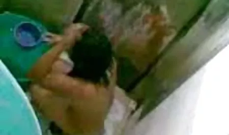 Ocupado chicas tetonas eyaculando viernes de semen en la boca sexo oral profundo