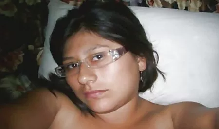 Rubia en maduras tetonas ricas blanco collar de masaje coño afeitado juego