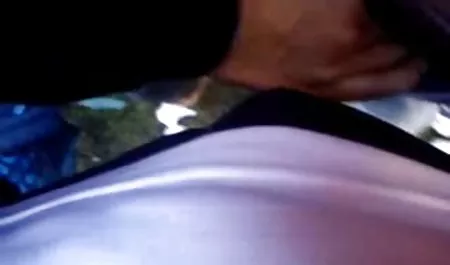 Con el pelo videos maduritas tetonas corto, negro con amante