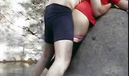 Nueva ruso porno con una joven tetonas maduras en español belleza de Irina Bruni