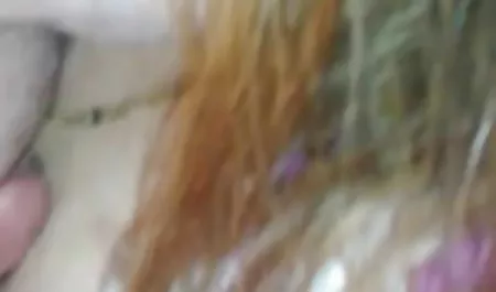 El Negro sacó en lencería negra después de la mamada y corrida en el española madura tetona culo