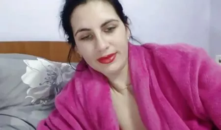 Busty maduras tetas gigantes mamá folla en una tumbona