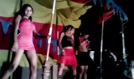 Hacer-negro rubia de tetas mujeres gorditas y tetonas lamiendo la piscina antes de tener relaciones sexuales