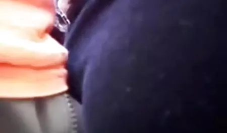 En masturbandose tetonas los aspectos de mejora de la perforación con pezones máquina del sexo