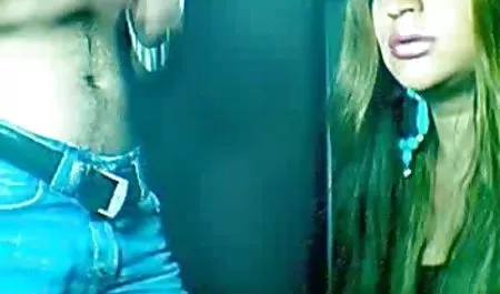 Porno con maduras tetas xxx una joven Alina Li