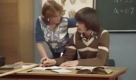 El Cunnilingus y la masturbación tetonas y peludas xxx con lesbianas Zoey Holloway y Lisa Daniels