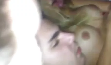 El chico novia follada en el culo xnxx maduras tetonas sin condón
