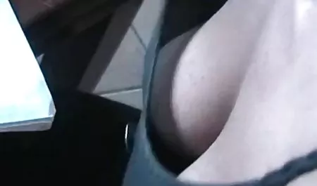 Un hombre que tiene sexo con tres amigas maduras xxx tetonas