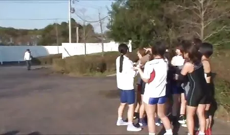 Asia chica en el sexo tetona voluptuosa juguete