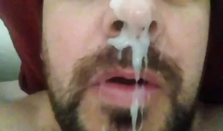 Hombre tatuado se folla a una mujeres maduras tetonas y culonas hermosa morena con tetas grandes