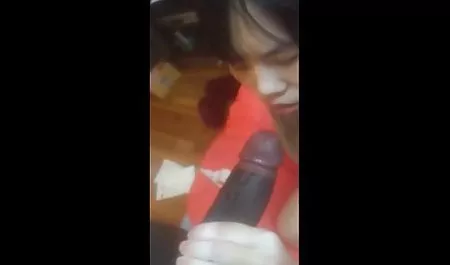 El pelo rojo de todo el maduras de tetas caidas mundo duro sobre la mesa de billar