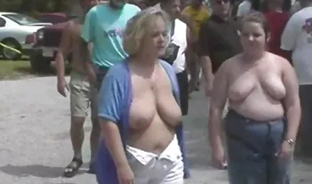 Betty Blac diversión tetas adultas con hermosos blanco