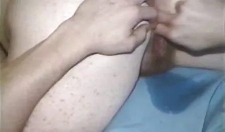 La red es una especie de sombrero viejas tetonas gordas lamiendo en la tabla