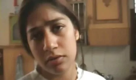 Tetona tetas cuarentonas juega con una polla elegido