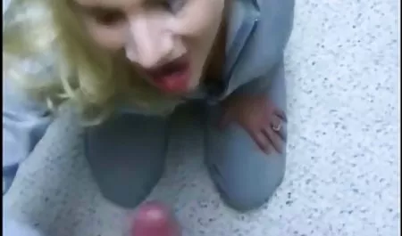 Familia rusa porno con su maduras tetonss esposa
