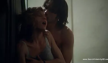 Su joven novia en el culo tetonas maduras calientes con la otra