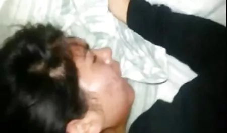 Porno con maduras nalgonas y chichonas jóvenes Alanah Rae con buen botín