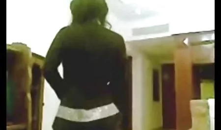 Crujiente de Vaselina en el esquema de la maduras con las tetas gordas izquierda Lovelace en después de la extracción