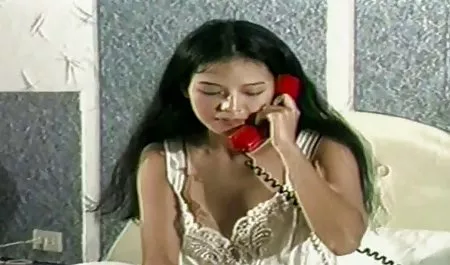 Los mujeres maduras tetonas teniendo sexo hombres, de manera conjunta con las mujeres en los dos sofás y la demolición de los terneros en todas las grietas