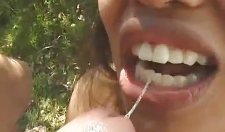 Calvo xxx tetonas maduras galán se folla a linda morena